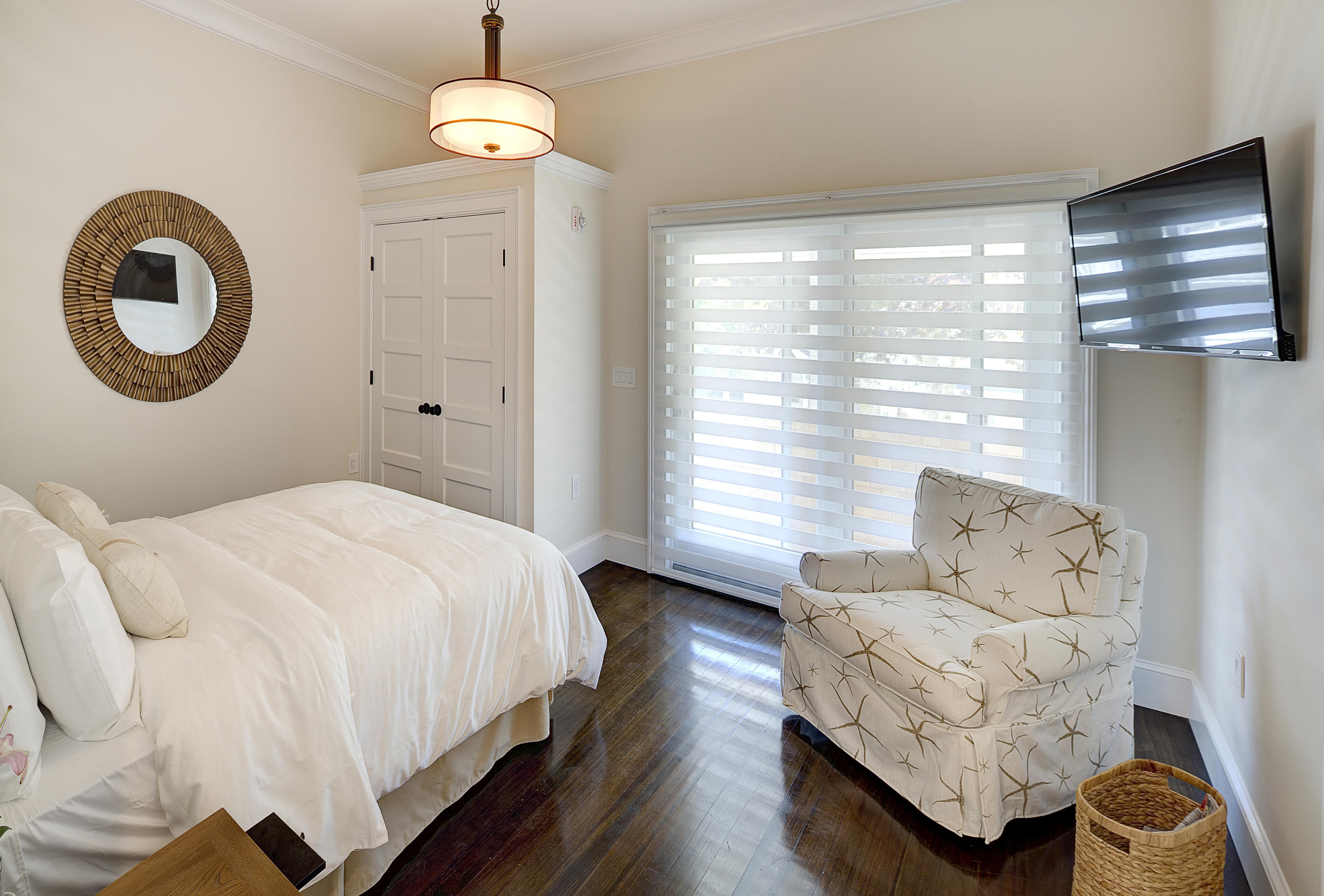 68 Winter Street, Unit 5 Edgartown, MA 02539 - Photo 4 of 7 Bedroom
