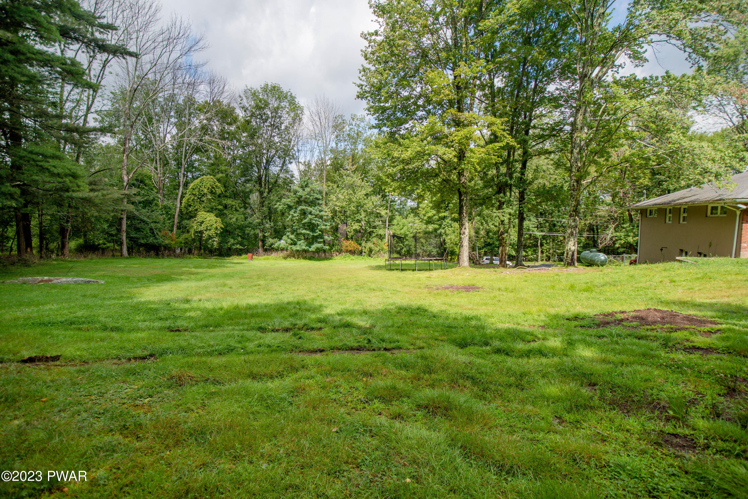 118 Ansley Road Paupack, PA 18451 - Photo 5 of 53