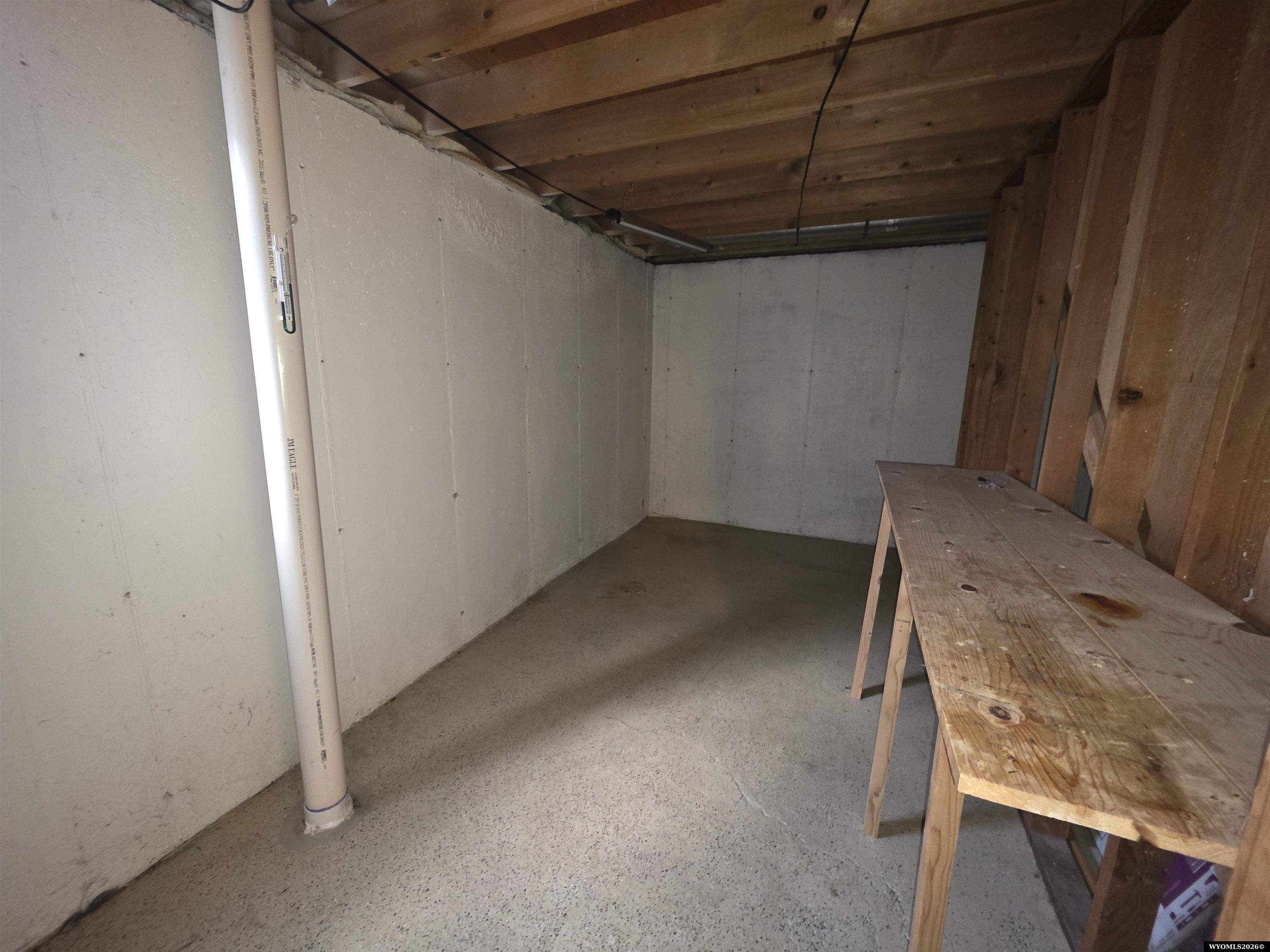 907 Plateau Road Rock Springs, WY 82901 - Photo 17 of 31 Gallery Image 17