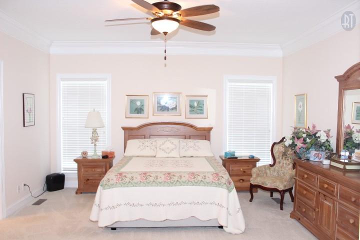 1137 Robinson Road Manchester, TN 37355 - Photo 13 of 30 MASTER BEDROOM W/ 9FT CEILINGS.