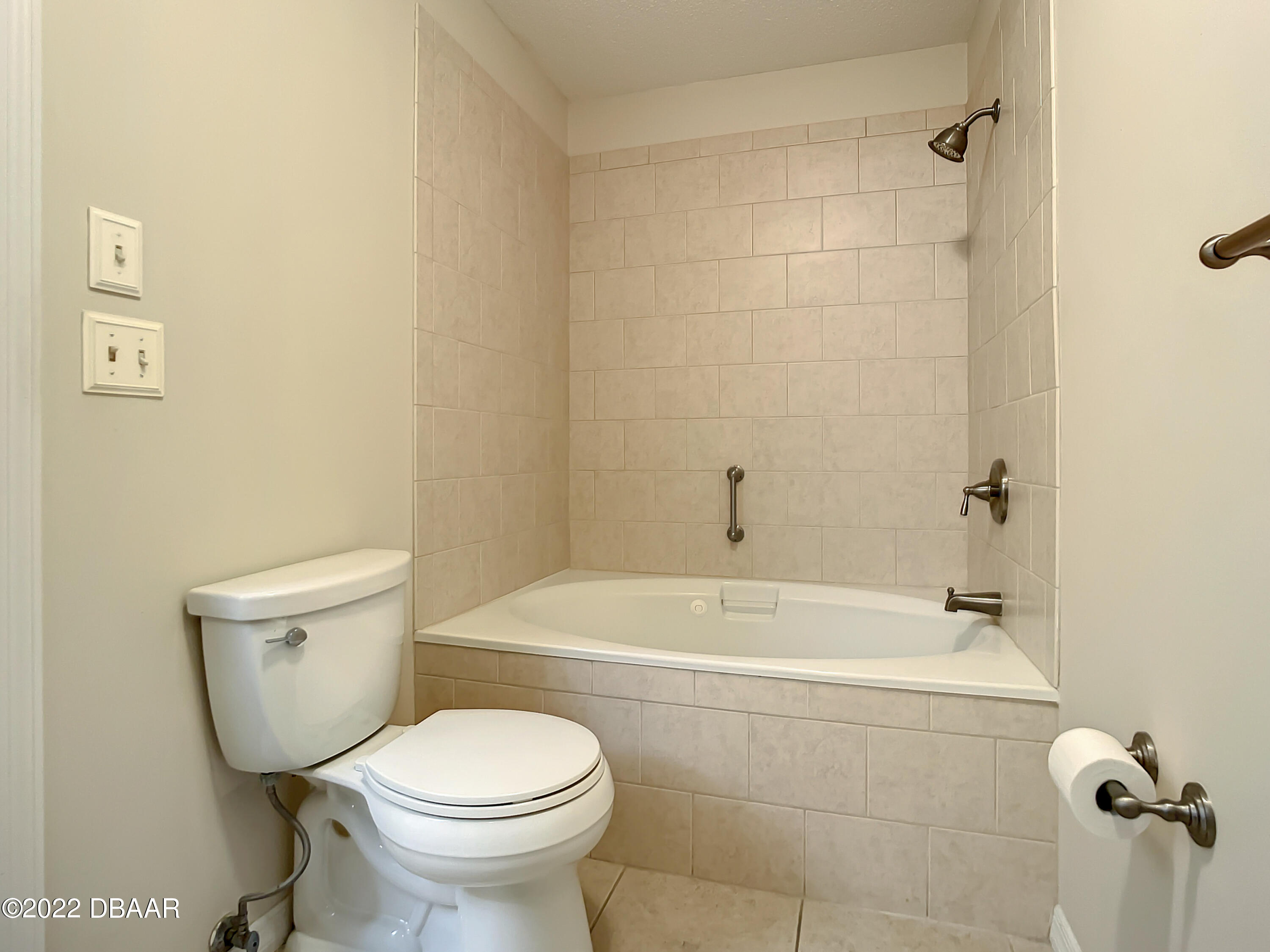 116 Duck Hawk Circle, Unit 3040 Daytona Beach, FL 32119 - Photo 23 of 32 116 Duck Hawk Circle-30