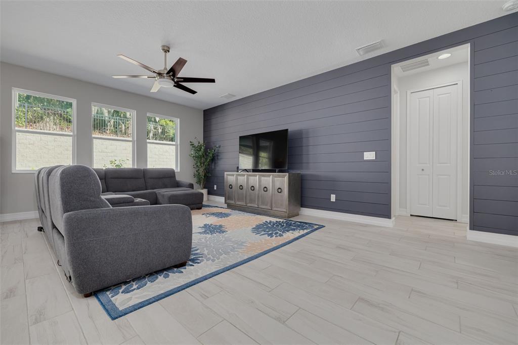 1468 Keystone Ridge Circle Tarpon Springs, FL 34688 - Photo 7 of 40