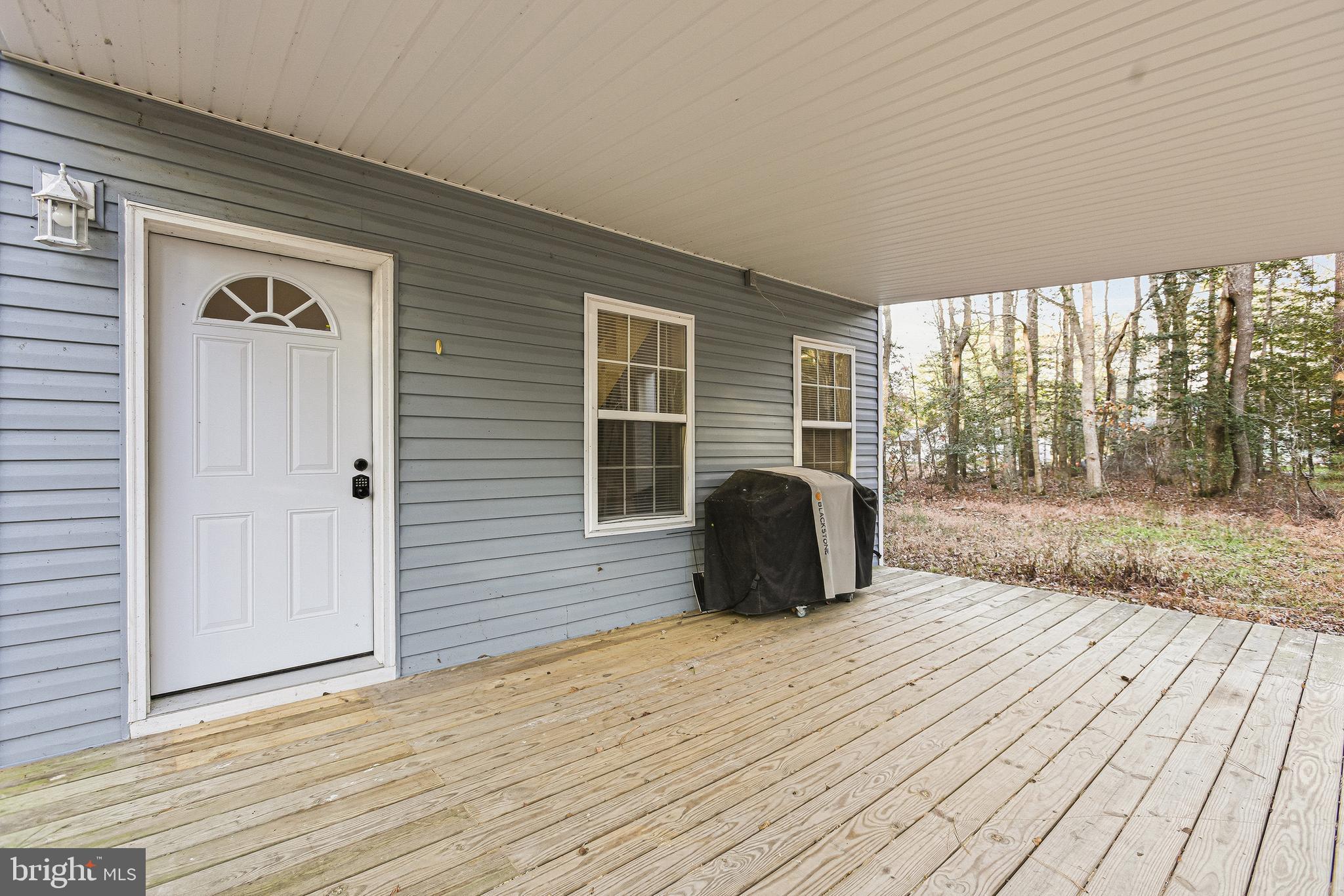 257 Chesapeake Beach Road Reedville, VA 22539 - Photo 4 of 28 Gallery Image 4