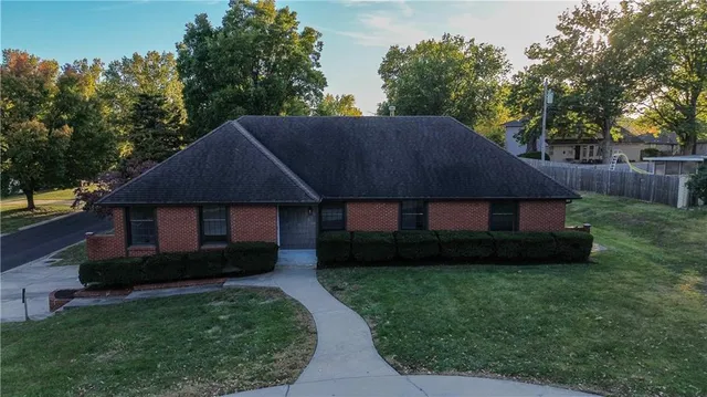 $365,000 | 10321 East 95 Terrace, Kansas City, MO 64134