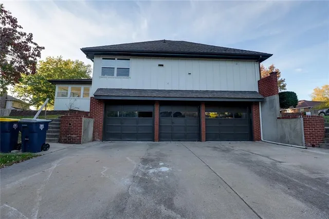 $365,000 | 10321 East 95 Terrace, Kansas City, MO 64134