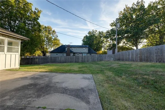 $360,000 | 10321 East 95 Terrace, Kansas City, MO 64134