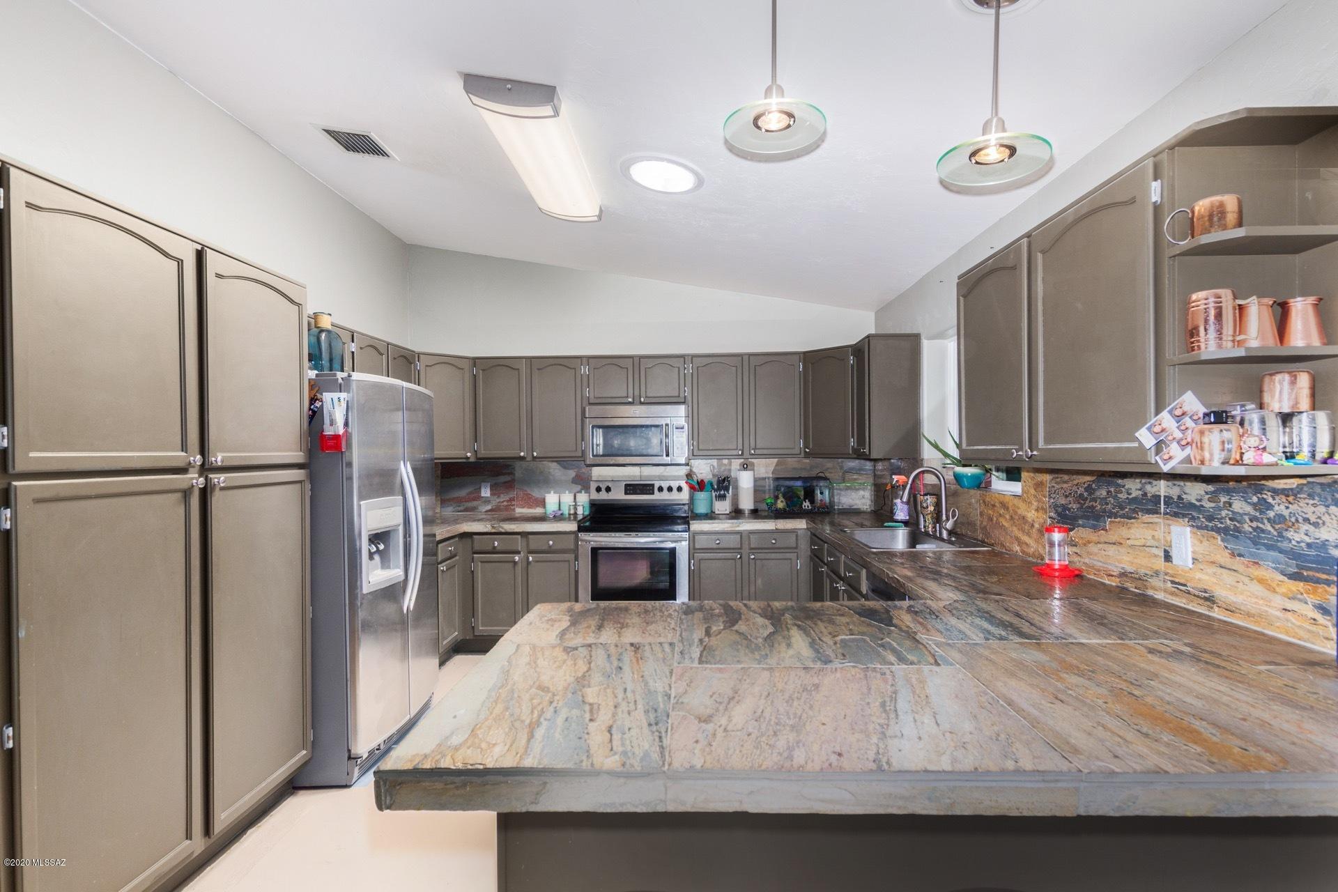 1160 North Vail View Road Vail, AZ 85641 - Photo 6 of 35 Gallery Image 6