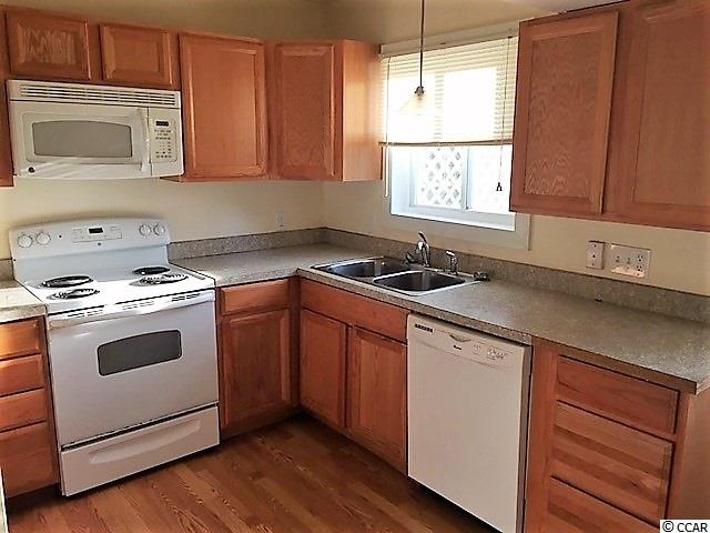 176 Wedgefield Village Road, Unit 17 Georgetown, SC 29440 - Photo 4 of 25 Gallery Image 4