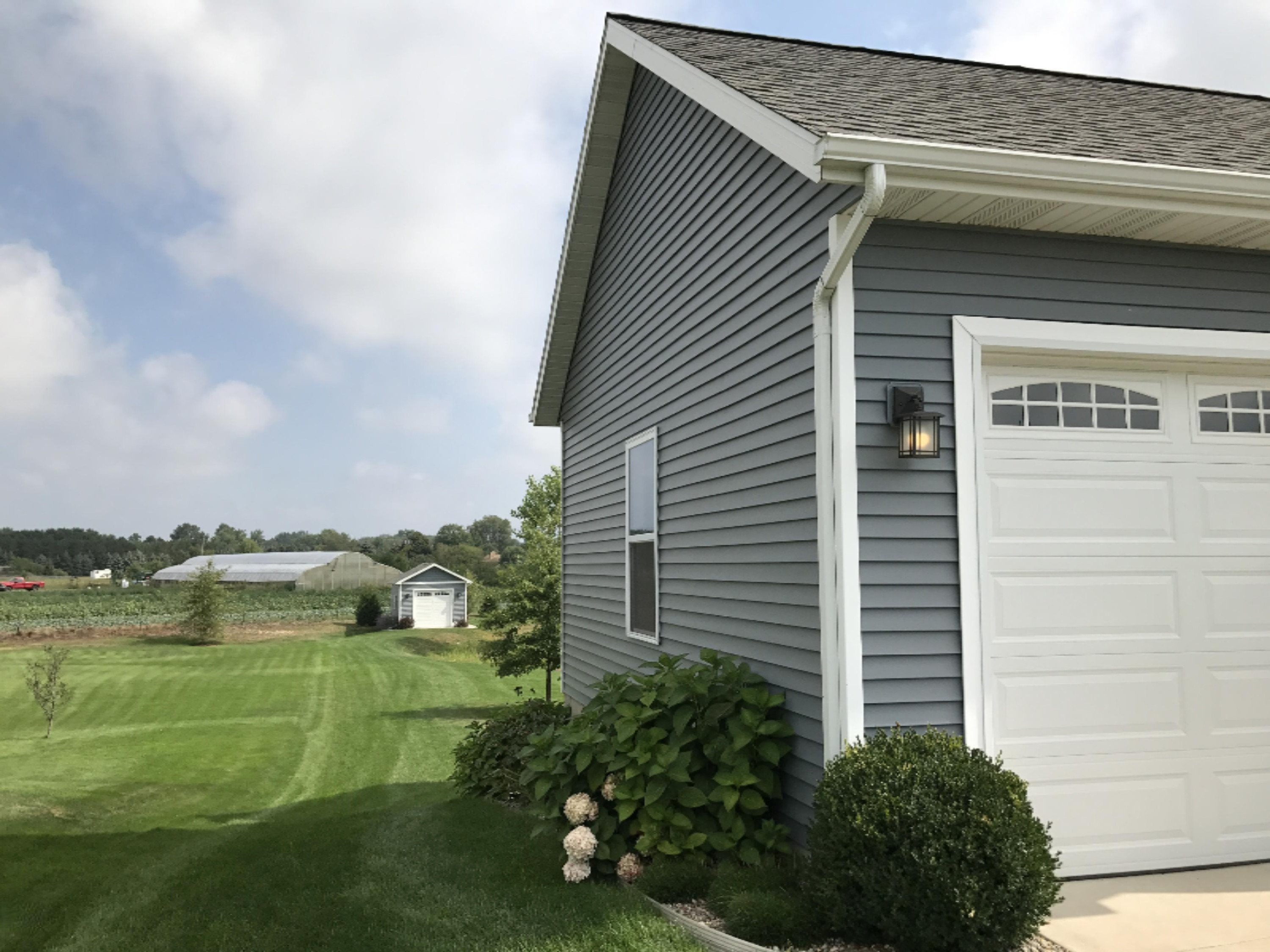 1689 68th Street Southwest Byron Center, MI 49315 - Photo 3 of 49 Sal14