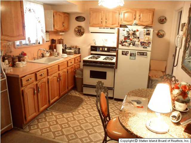 712 Willowbrook Road Staten Island, NY 10314 - Photo 9 of 10 Additional Photo