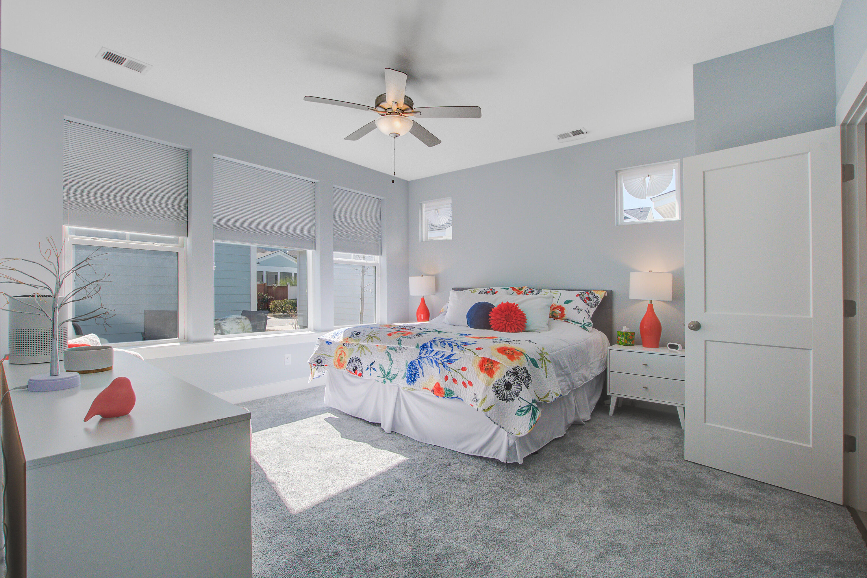 655 Blueway Avenue Summerville, SC 29486 - Photo 16 of 39 Owner's Suite