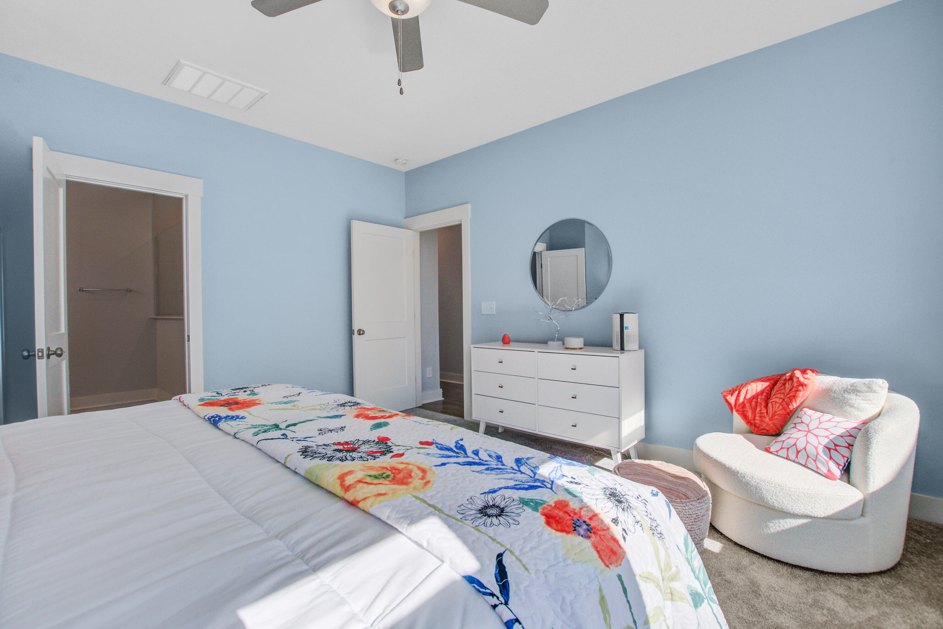 655 Blueway Avenue Summerville, SC 29486 - Photo 17 of 39 Owner's Suite
