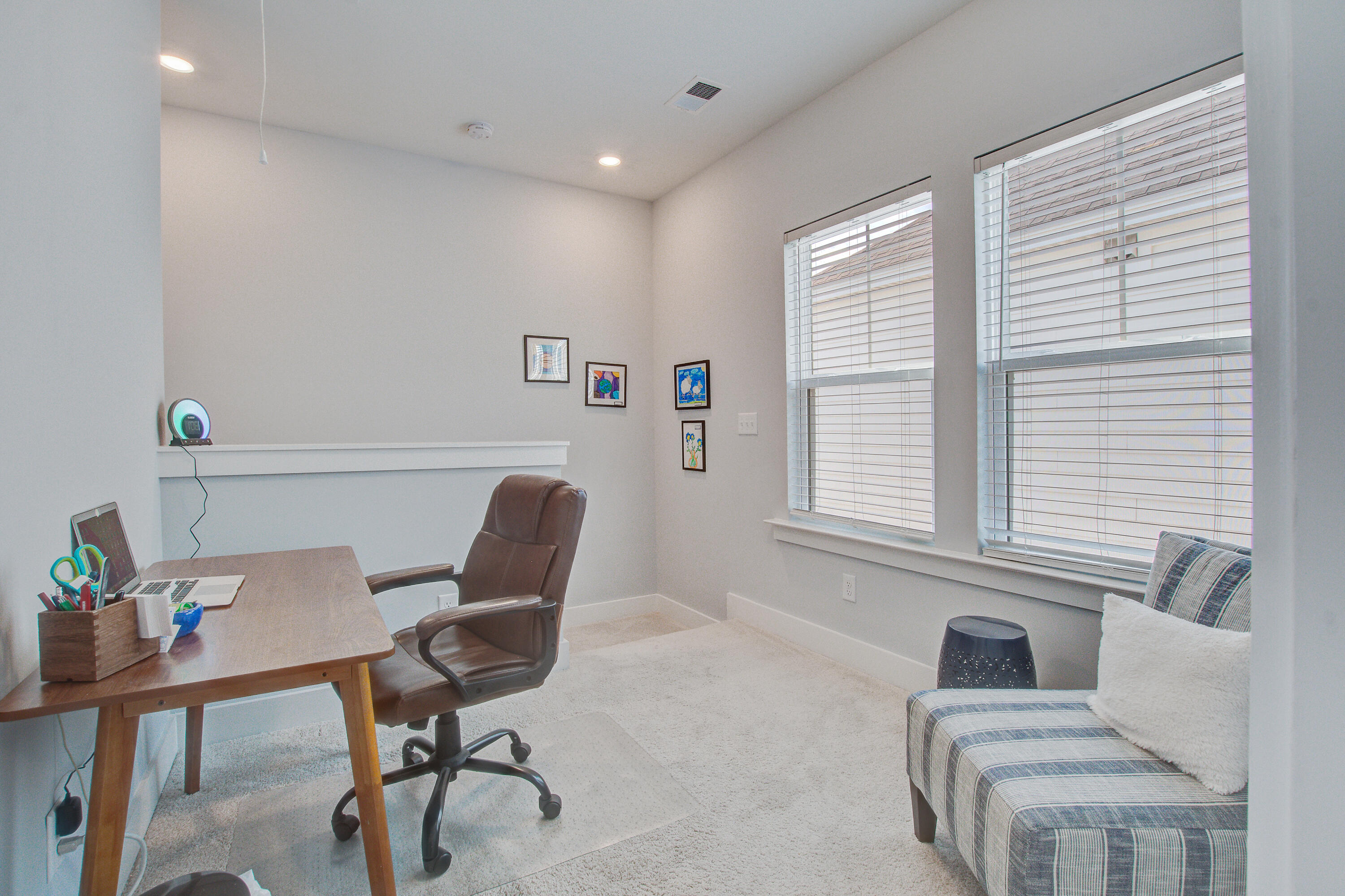 655 Blueway Avenue Summerville, SC 29486 - Photo 19 of 39 Loft or Office