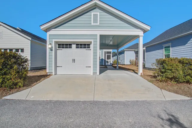 $422,000 | 655 Blueway Avenue, Summerville, SC 29486