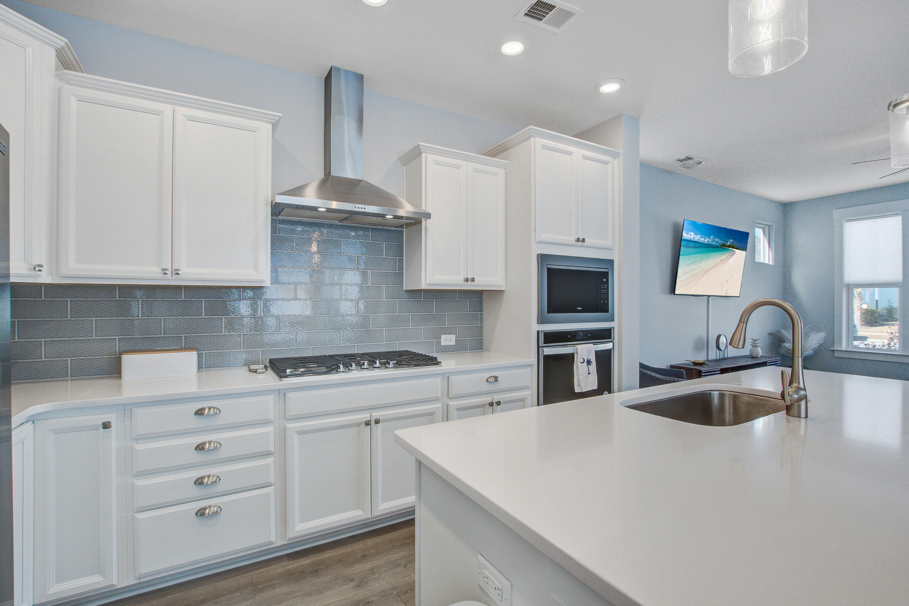655 Blueway Avenue Summerville, SC 29486 - Photo 9 of 39 Gourmet Kitchen