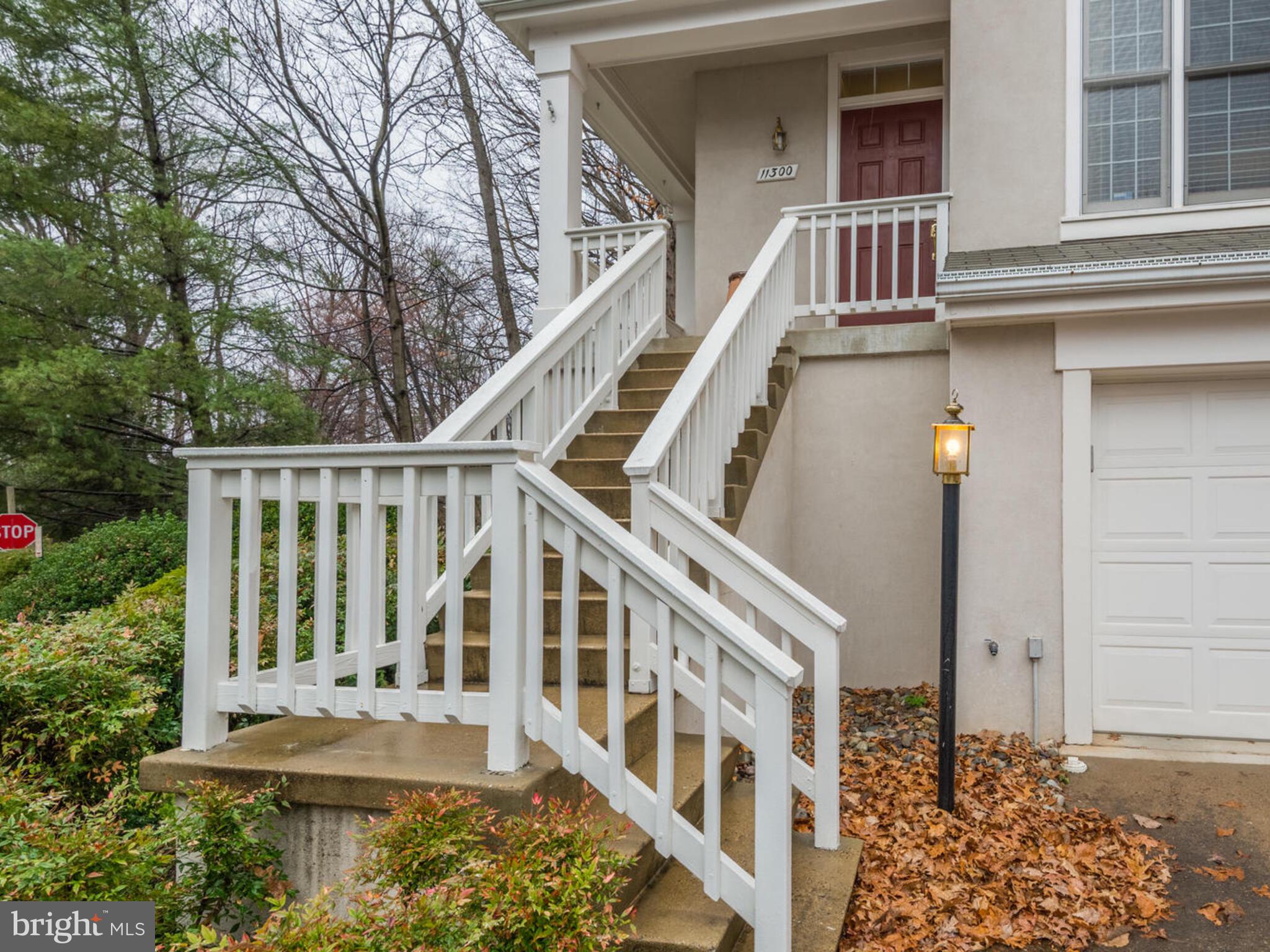 11300 Fairwind Way Reston, VA 20190 - Photo 6 of 53