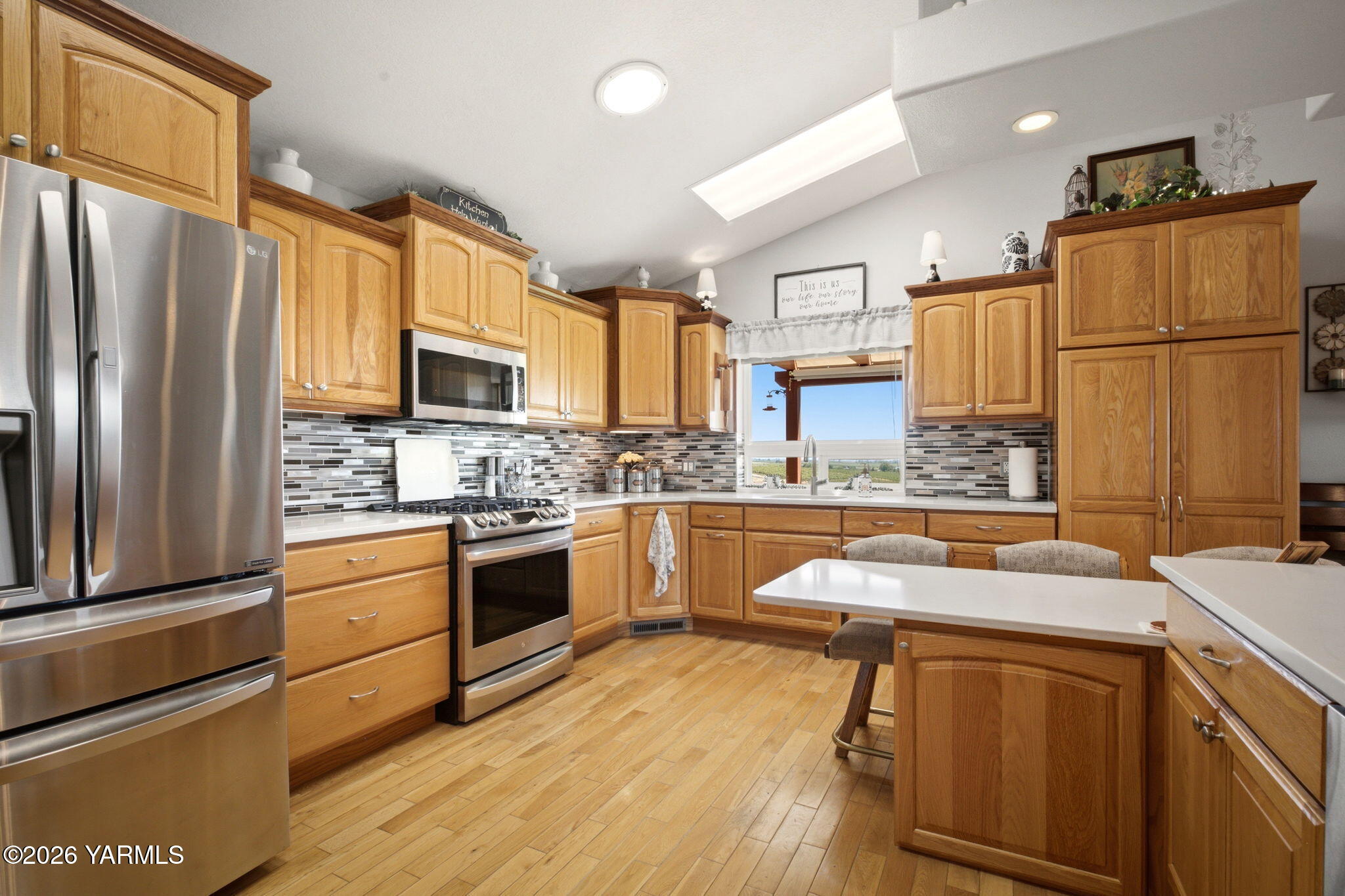 347 Ballard Road Zillah, WA 98953 - Photo 18 of 33 18 Kitchen