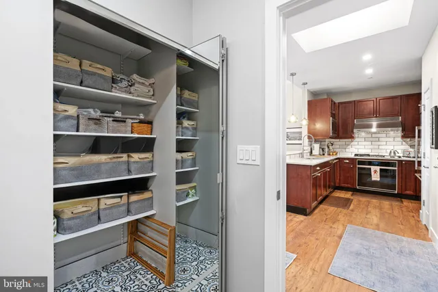 $599,900 | 440 South Broad Street, Unit 803, Philadelphia, PA 19146