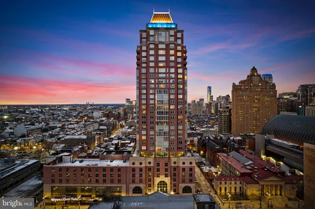 $599,900 | 440 South Broad Street, Unit 803, Philadelphia, PA 19146