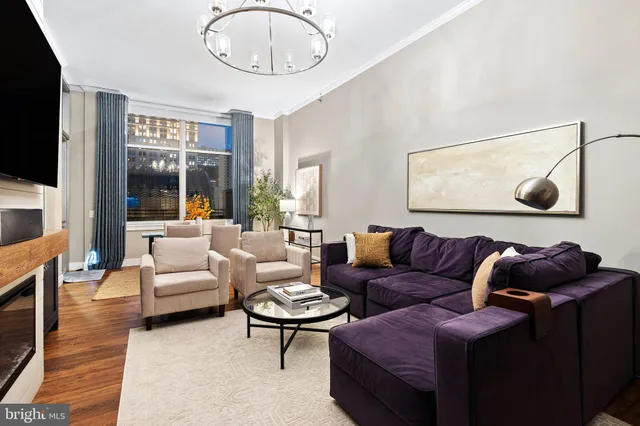 $599,900 | 440 South Broad Street, Unit 803, Philadelphia, PA 19146