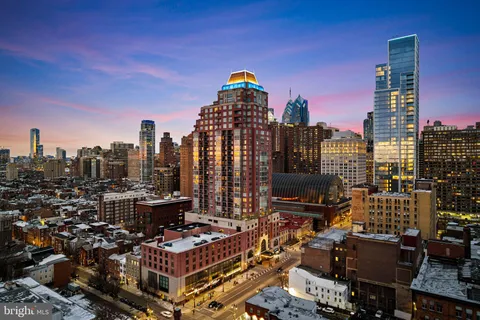 $599,900 | 440 South Broad Street, Unit 803, Philadelphia, PA 19146