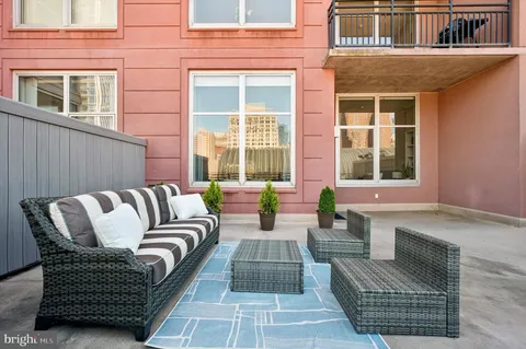 $599,900 | 440 South Broad Street, Unit 803, Philadelphia, PA 19146