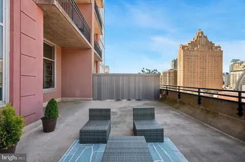 $599,900 | 440 South Broad Street, Unit 803, Philadelphia, PA 19146