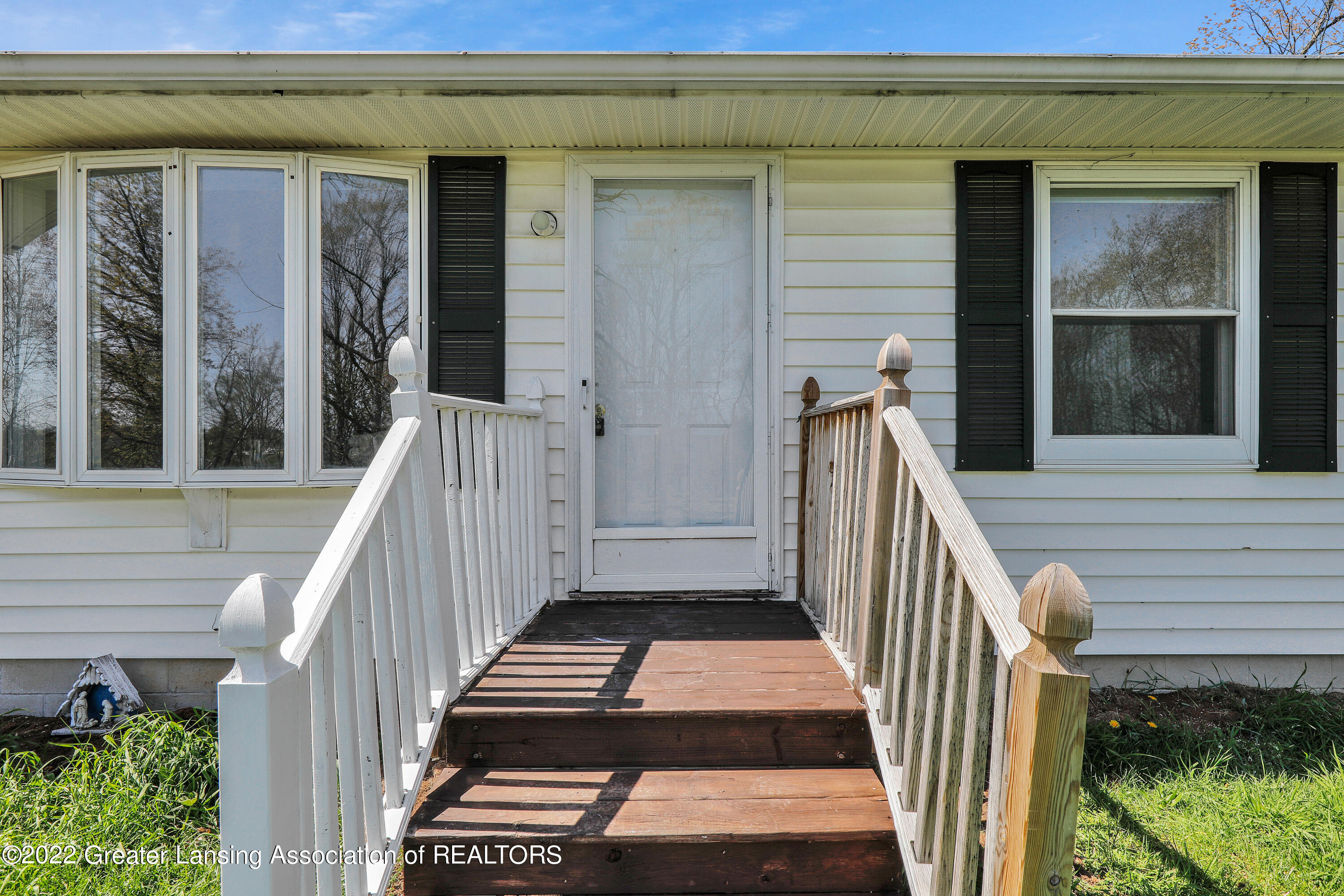 1920 West Service Road Mason, MI 48854 - Photo 3 of 63 _I3A2019