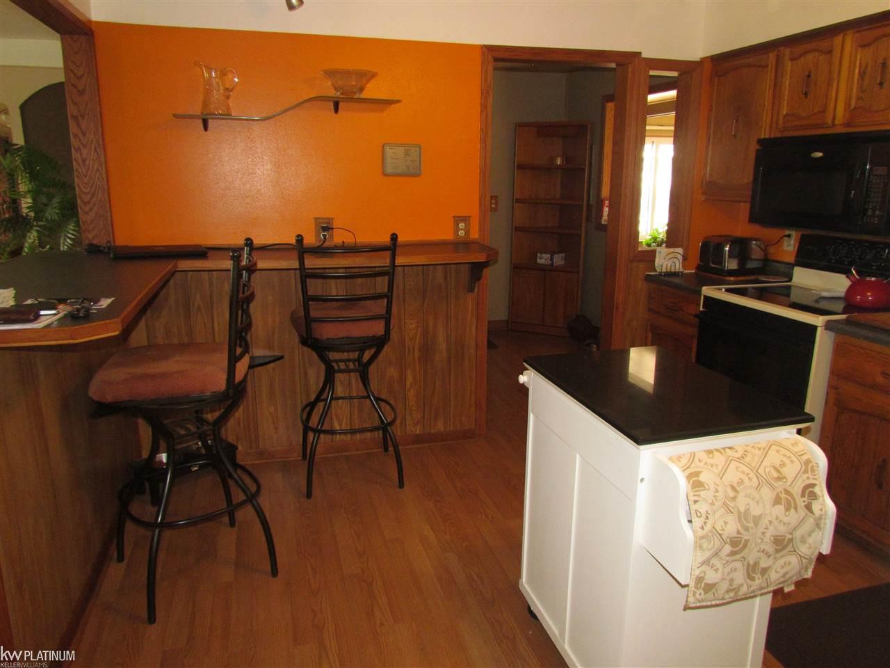 47836 Ryan Road Utica, MI 48317 - Photo 10 of 28