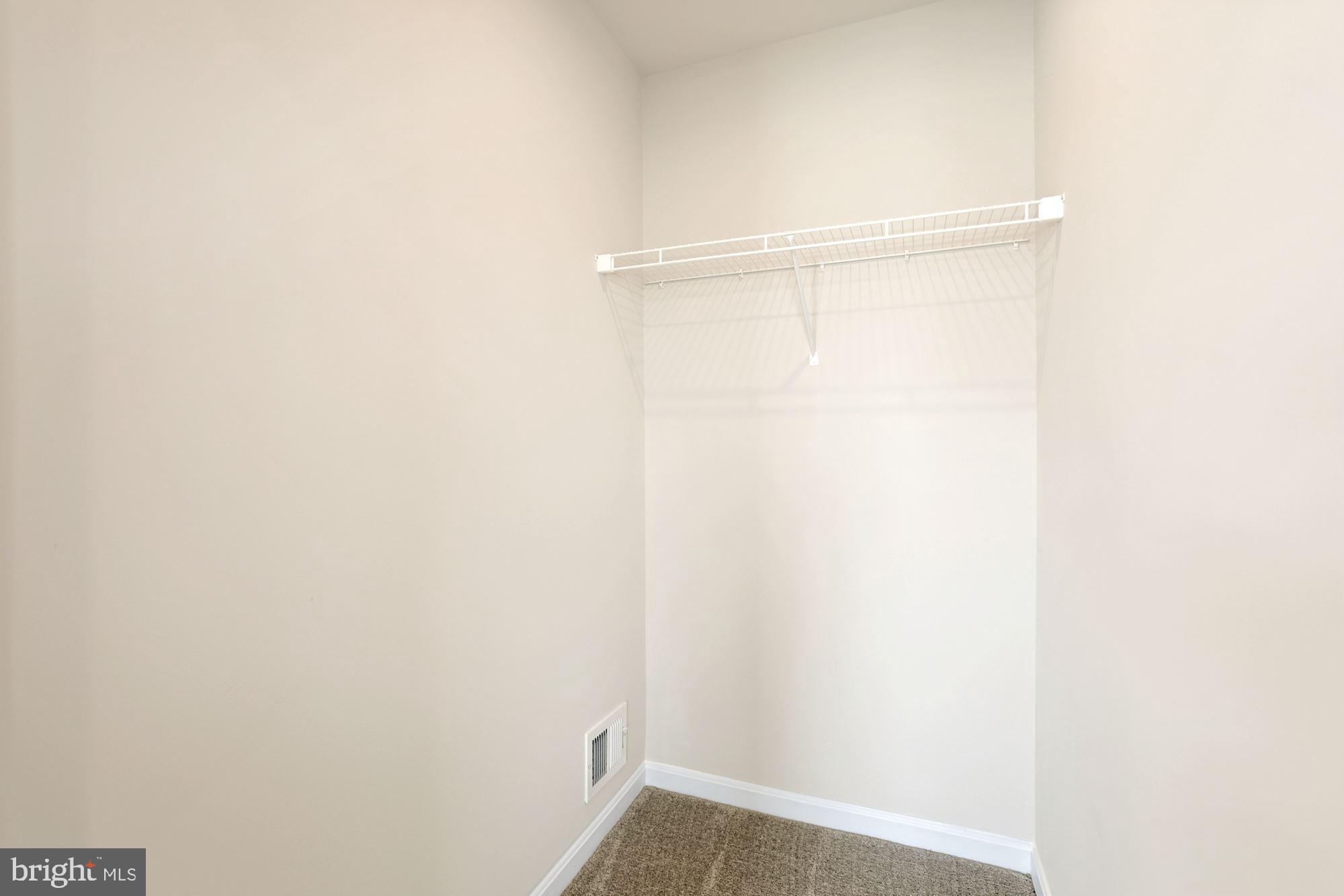 3970 Shire Meadow Lane Triangle, VA 22172 - Photo 34 of 52