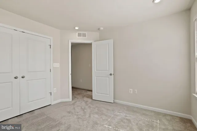 $2,900 | 3970 Shire Meadow Lane, Triangle, VA 22172