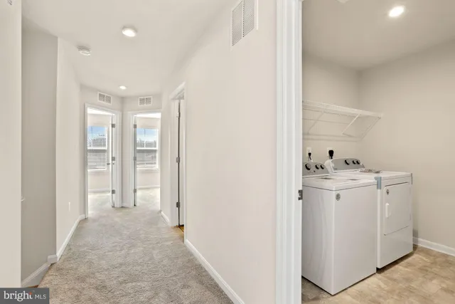 $2,900 | 3970 Shire Meadow Lane, Triangle, VA 22172