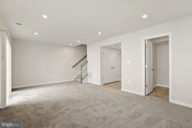 $2,900 | 3970 Shire Meadow Lane, Triangle, VA 22172