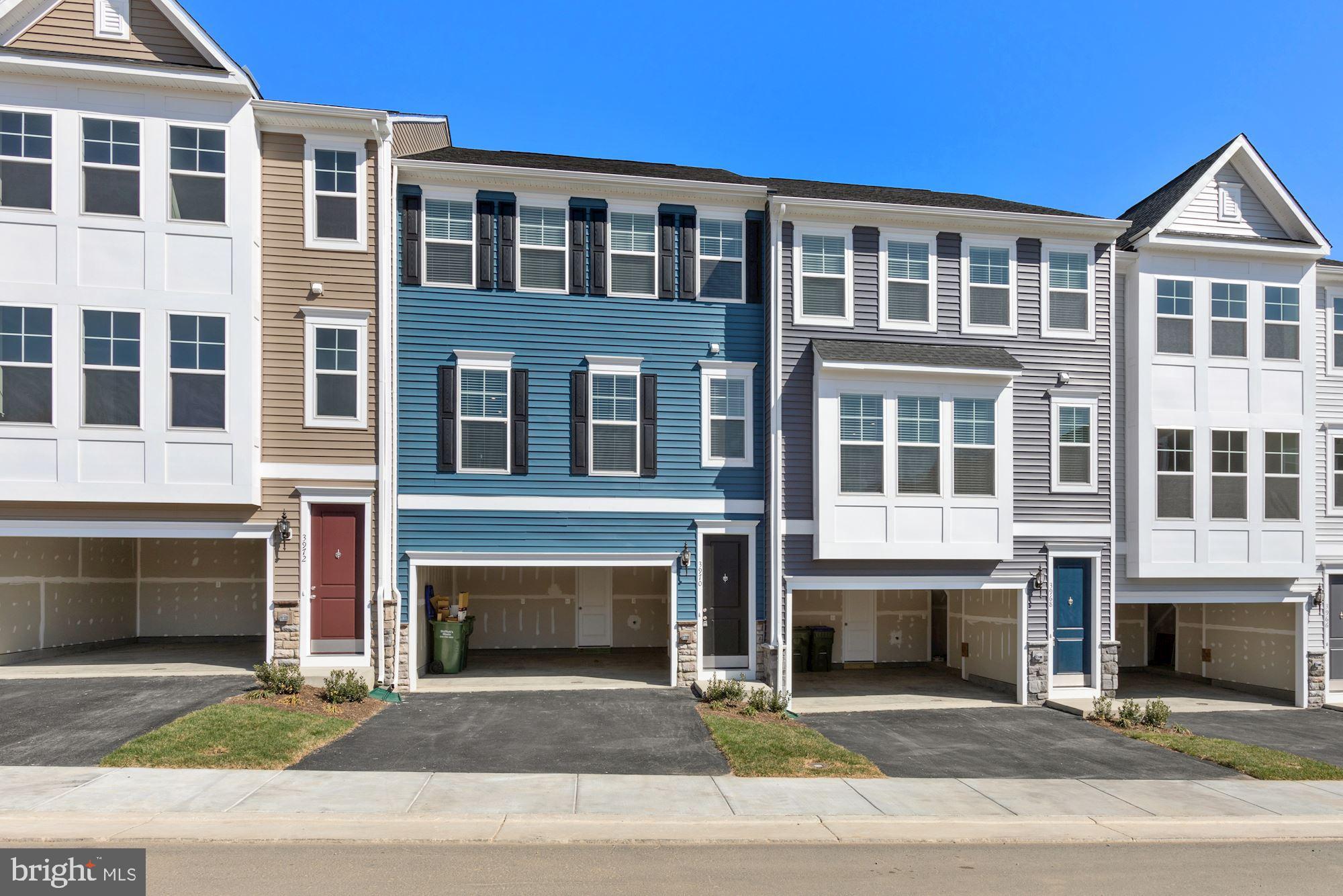 3970 Shire Meadow Lane Triangle, VA 22172 - Photo 5 of 52