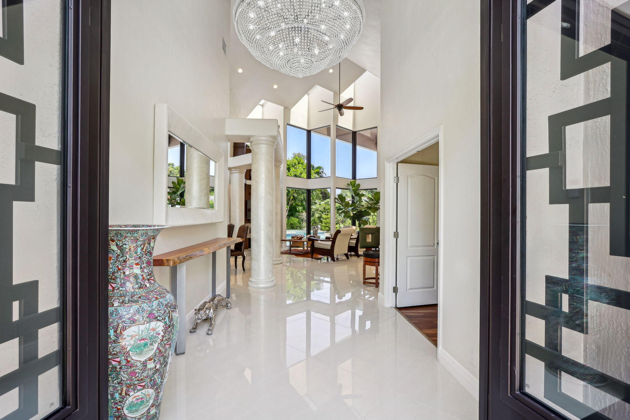 4880 Northwest 28th Way Boca Raton, FL 33434 - Photo 9 of 54 Entry