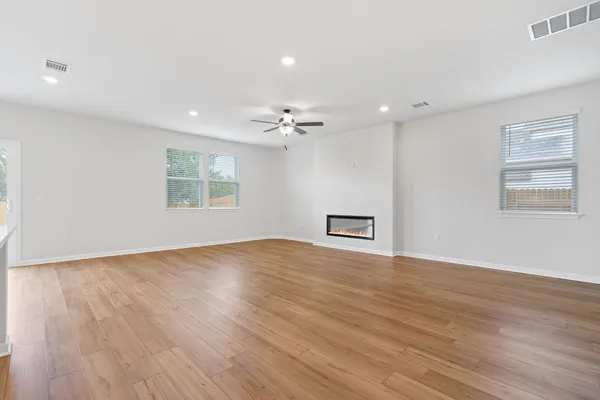 $2,800 | 7916 Andravida Drive, Austin, TX 78747