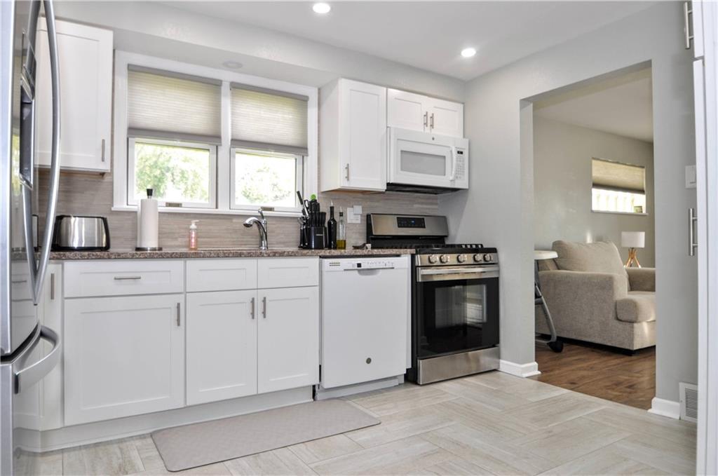 245 Revo Road Pittsburgh, PA 15236 - Photo 19 of 33 Gallery Image 19