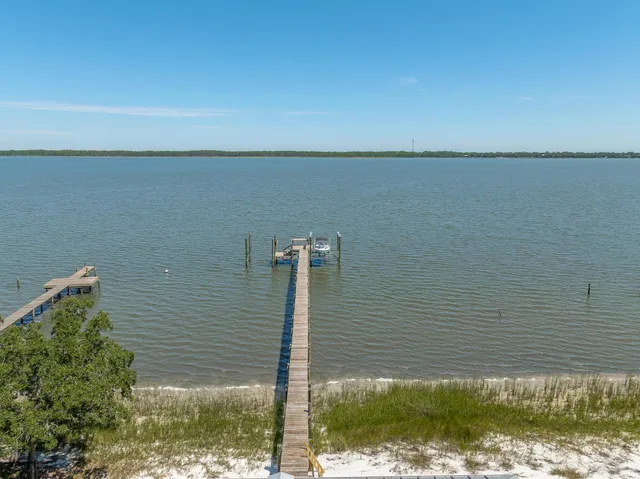 $975,000 | 203-201 Harbor Circle, Alligator Point, FL 32346