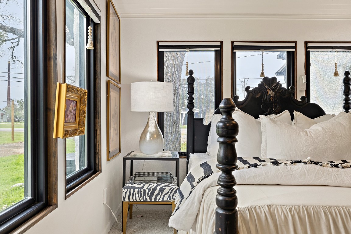 400 Lange Road Wimberley, TX 78676 - Photo 14 of 25 a living room with furniture