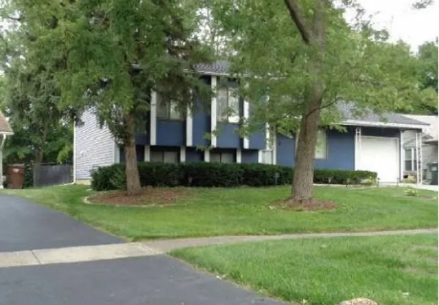 $123,760 | 18106 Charlemagne Avenue, Hazel Crest, IL 60429
