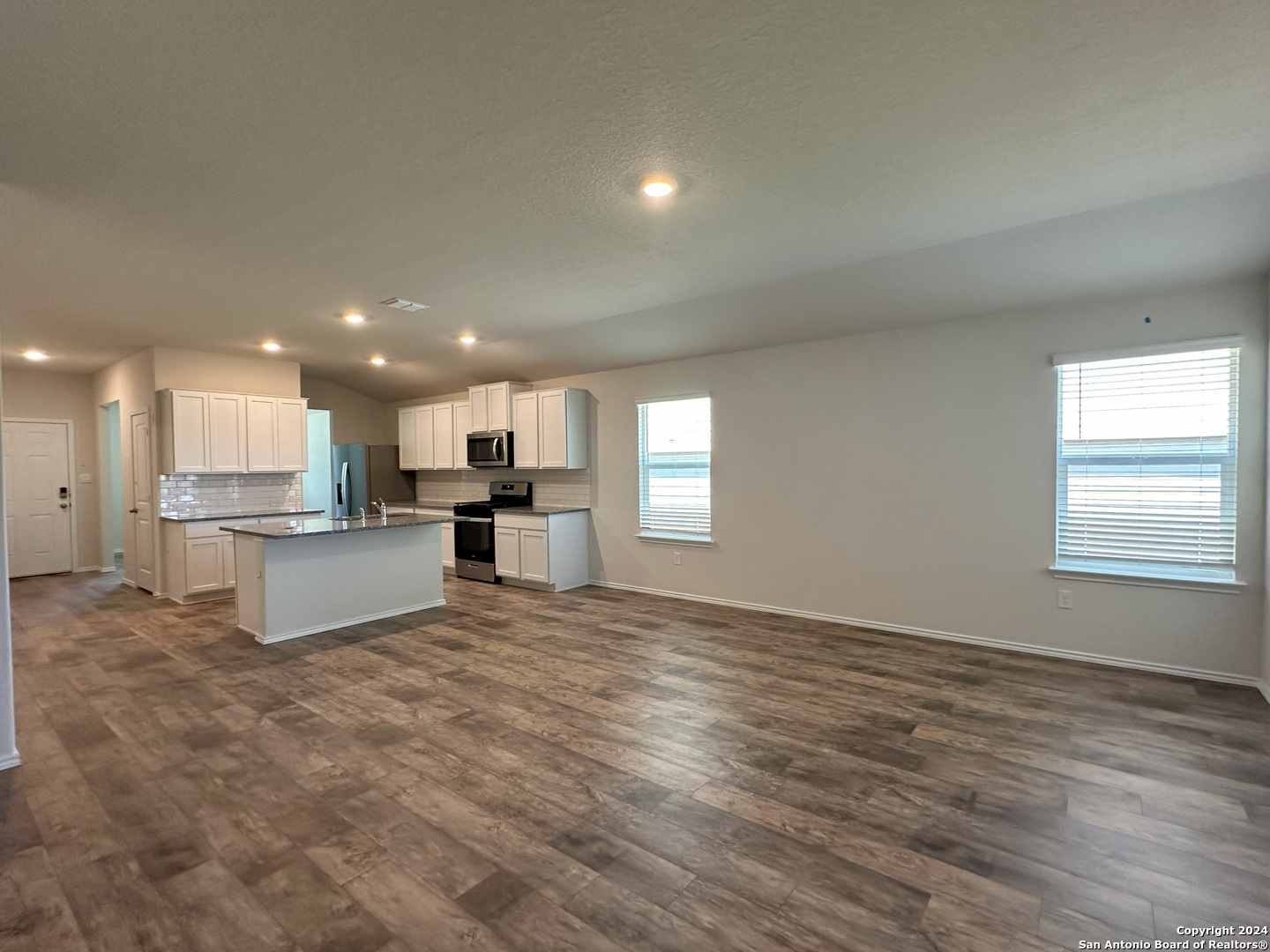 3640 Victory Copper Bulverde, TX 78163 - Photo 7 of 17