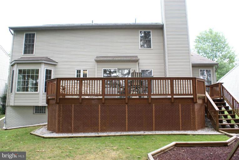 9244 Homestretch Court Laurel, MD 20723 - Photo 25 of 27 Back yard