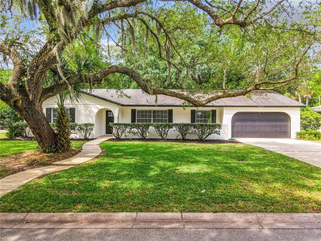 706 Lindenwood Cir West  