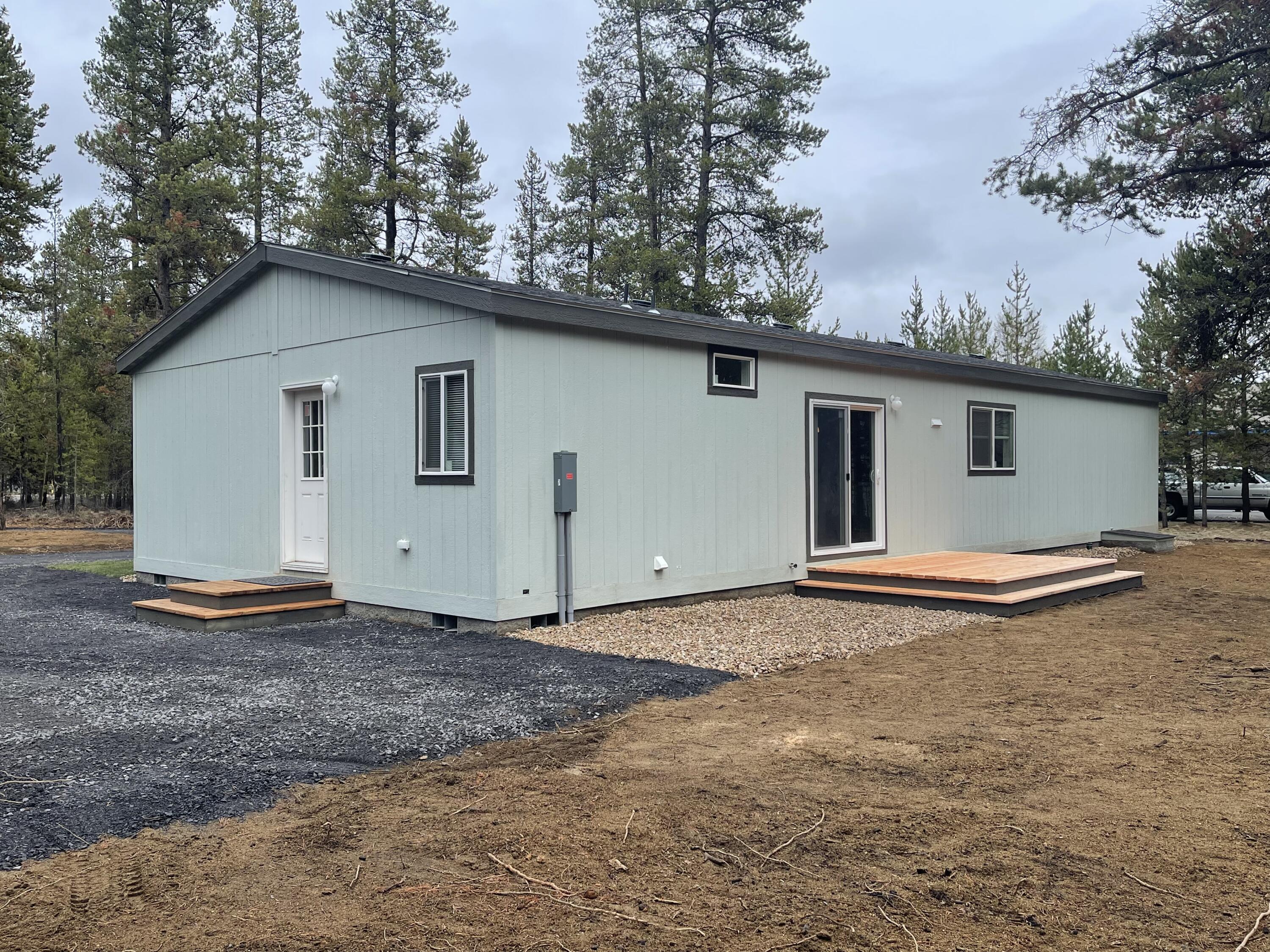 15971 Burgess Road La Pine, OR 97739 - Photo 27 of 32 7DEB2236-2B30-415D-BC55-11A972848E81