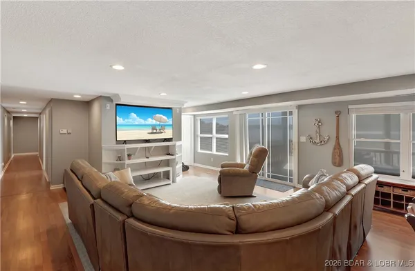 $1,295,000 | 75 Haven Drive, Sunrise Beach, MO 65079