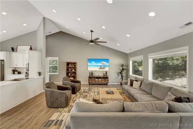 $1,500,000 | 75 Haven Drive, Sunrise Beach, MO 65079