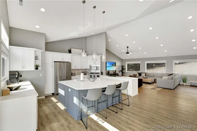 $1,500,000 | 75 Haven Drive, Sunrise Beach, MO 65079