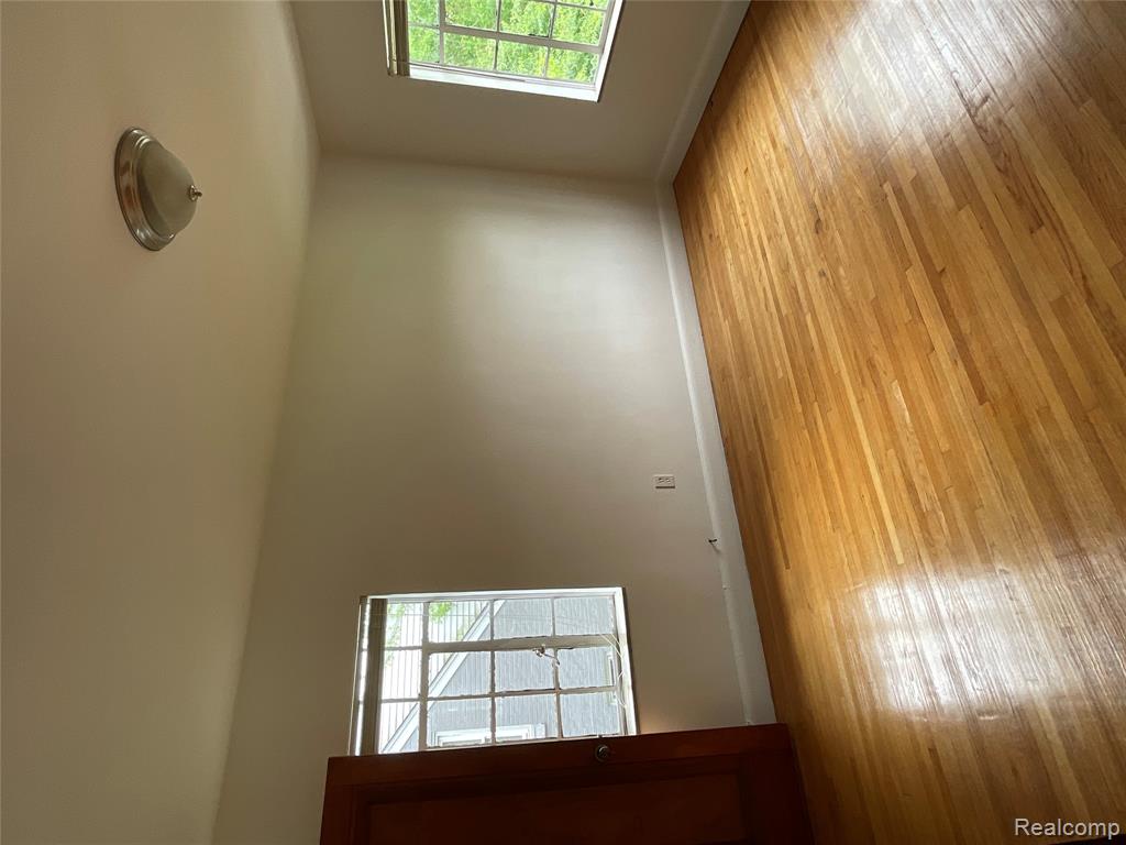 15763 Ashton Road Detroit, MI 48223 - Photo 28 of 43