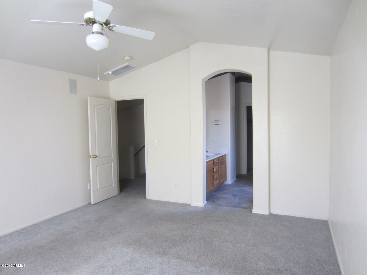 853 West Shellfish Drive Gilbert, AZ 85233 - Photo 22 of 26 Master bed