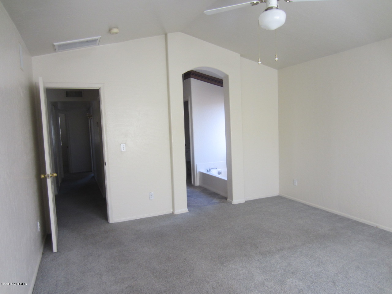 853 West Shellfish Drive Gilbert, AZ 85233 - Photo 23 of 26 Master bedroom